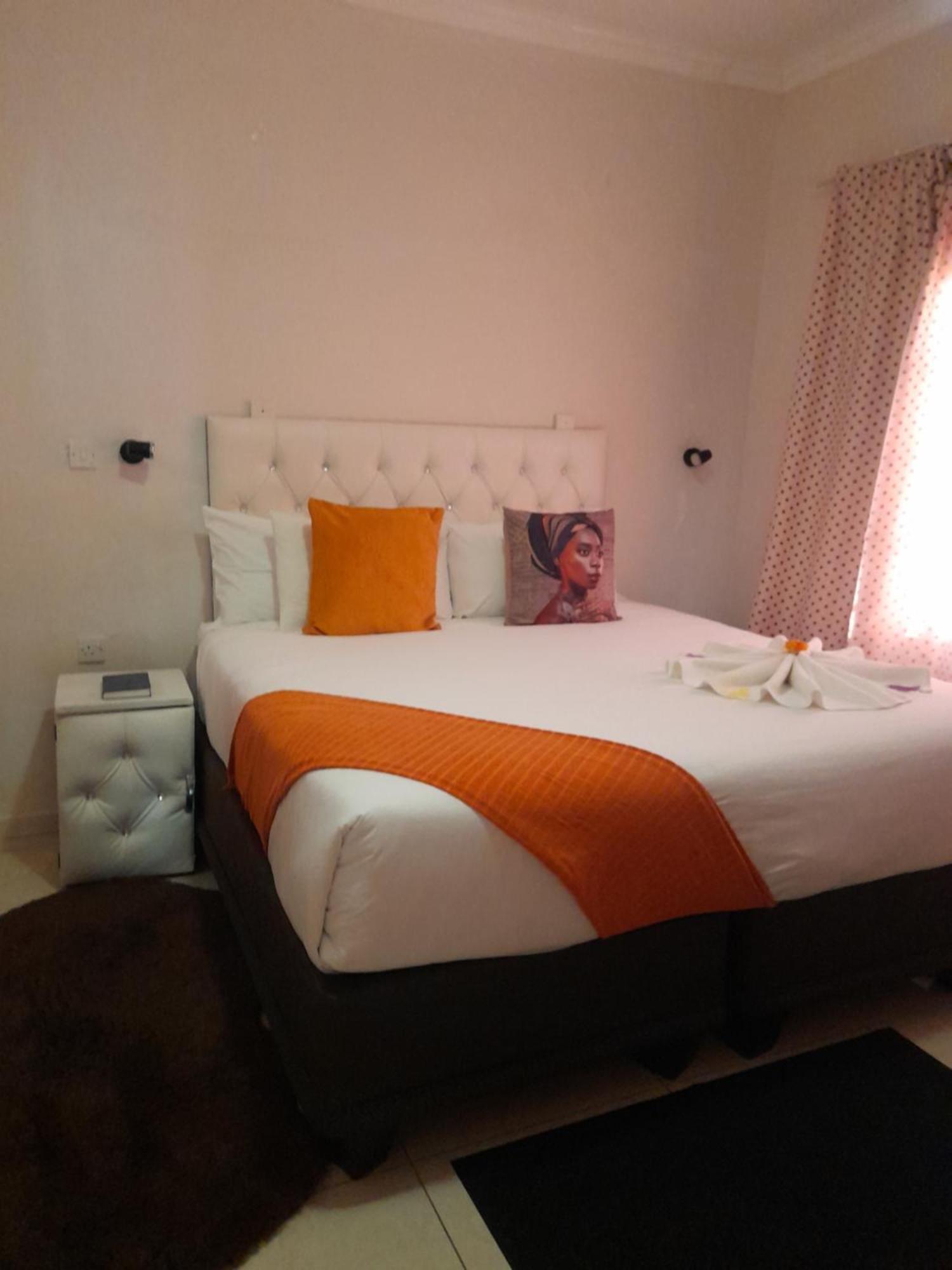 Rest & Digest Serowe Exterior foto